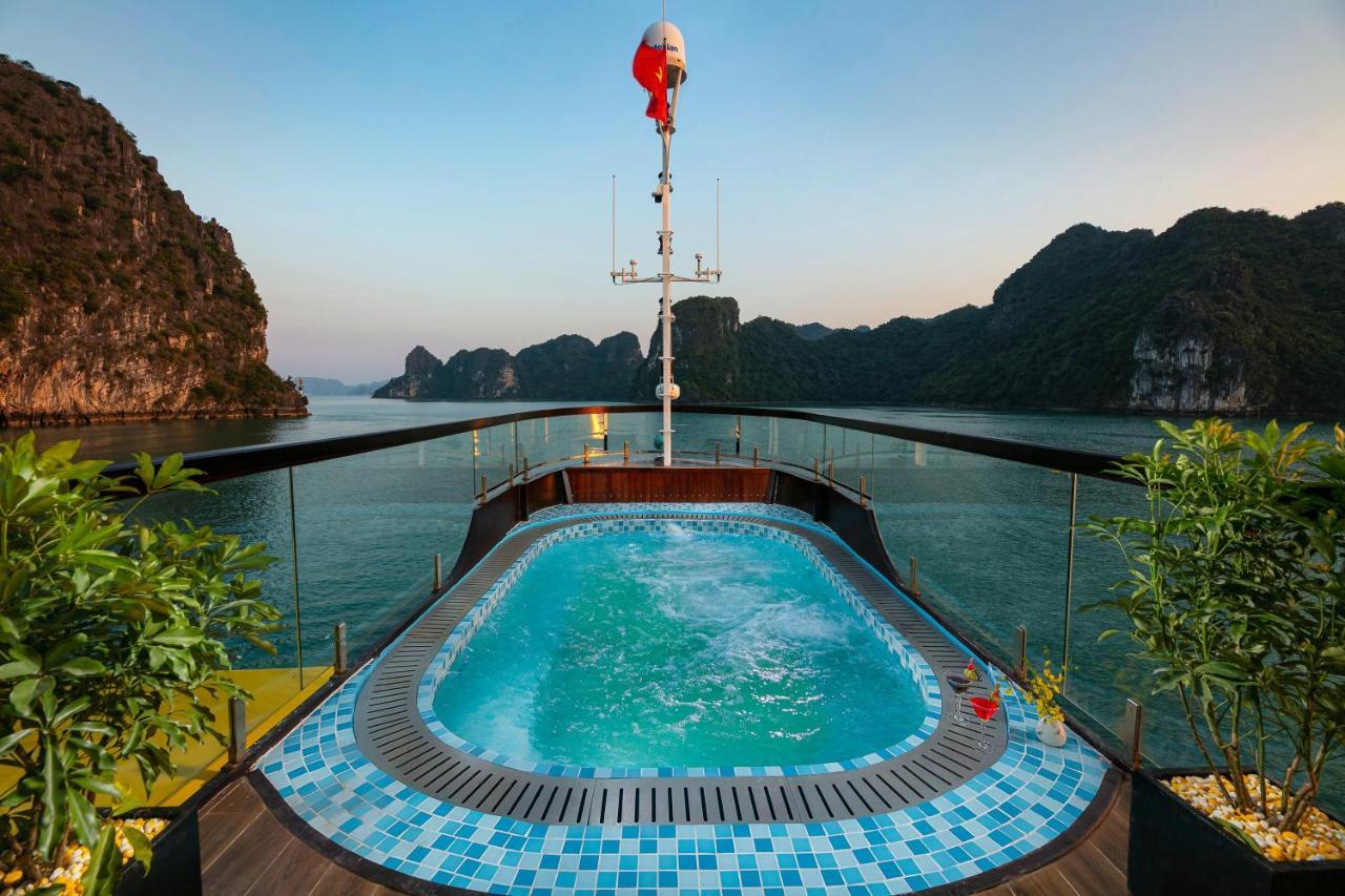 Nostalgia Halong Cruise Ξενοδοχείο Χα Λονγκ Εξωτερικό φωτογραφία